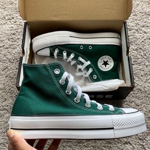 Midnight green platform Converse